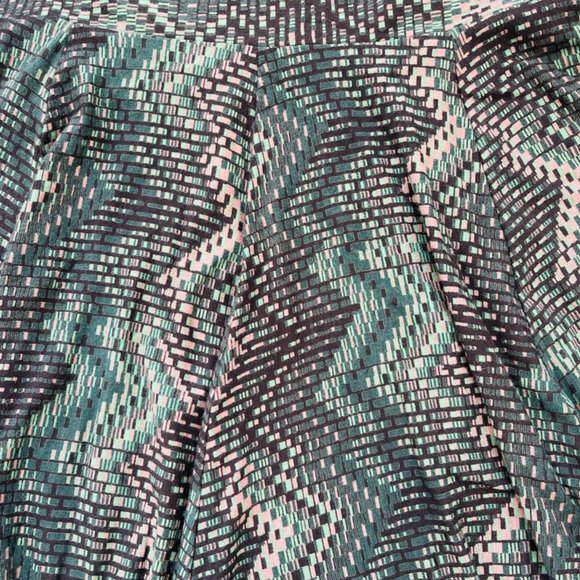 Karen Kane Flare Skirt Geometric Print Stretch Pull On Women's Size Medium - Picture 8 of 8
